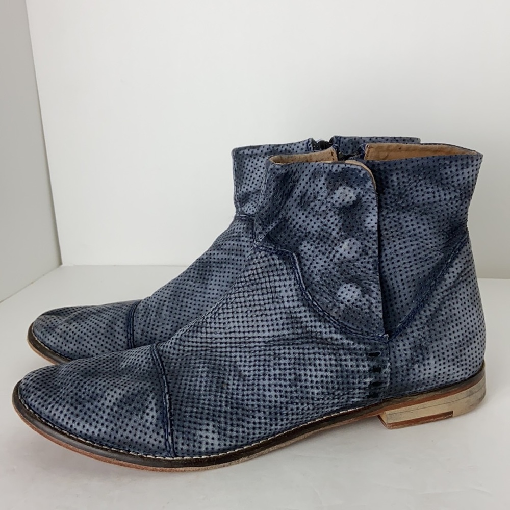 Free People Shadow Lark Ankle Boot blue gray perforated washed vintage look 41